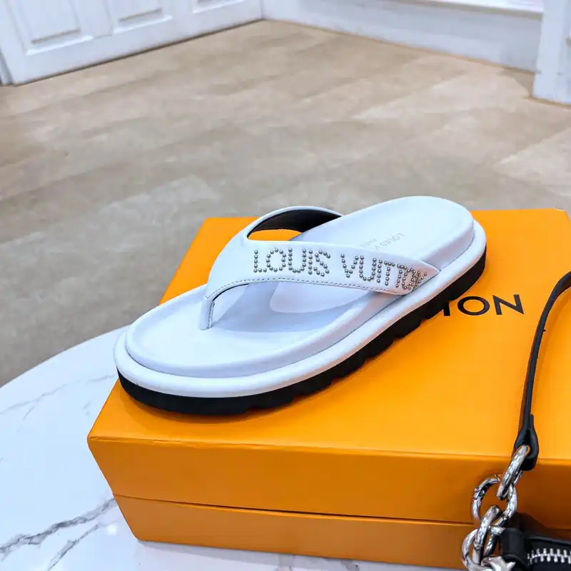 CHEAP LV Shoes 2209MP0002 0131