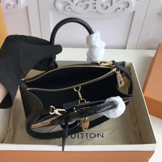 CHEAP LV Bags 19B570384 0219