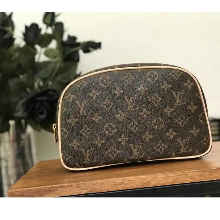 CHEAP LV 19T1L0109 Bags 0217