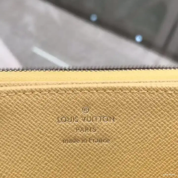 CHEAP LV Bags 19B570151 0222