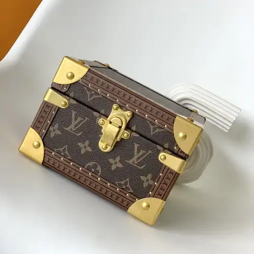 LV Bags 2406YA0130 0203