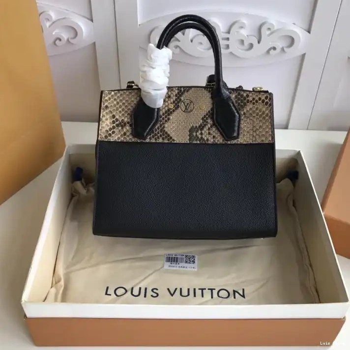 CHEAP LV Bags 19B570384 0219