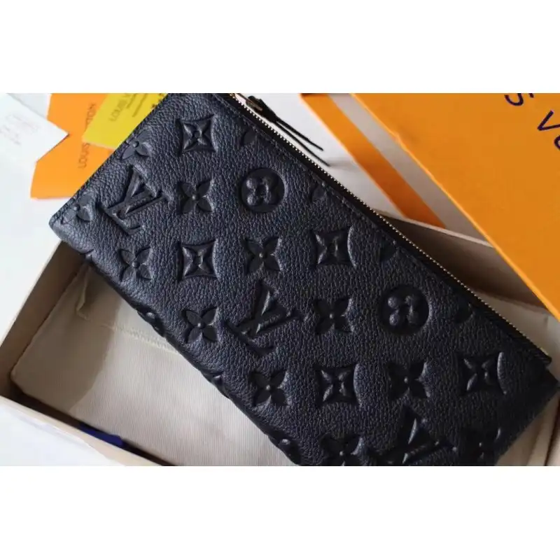 CHEAP LV Bags 19B570216 0202